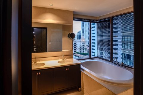 Кондоминиум с 3 спальнями в Бангкоке, Таиланд № 142961 - фото 14