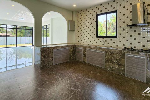 Дом в Чиангмае, Таиланд с 5 спальнями  № 122815 - фото 16