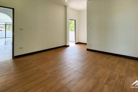 House in Chiang Mai, Thailand 5 bedrooms № 122815 - photo 13