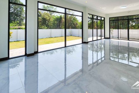 House in Chiang Mai, Thailand 5 bedrooms № 122815 - photo 20
