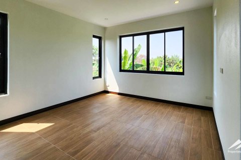 House in Chiang Mai, Thailand 5 bedrooms № 122815 - photo 27