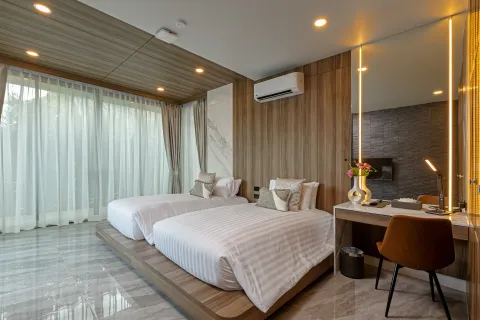 Villa in Phuket, Thailand 4 bedrooms № 133176 - photo 24