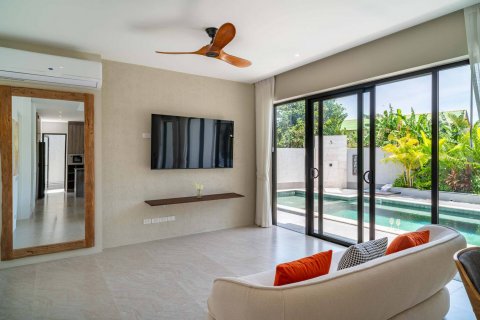 Villa in Ko Samui, Thailand 3 bedrooms № 133180 - photo 7