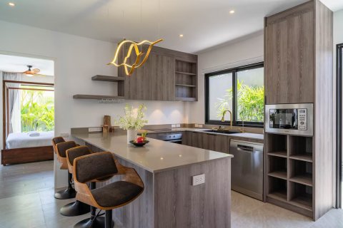 Villa in Ko Samui, Thailand 3 bedrooms № 133180 - photo 11