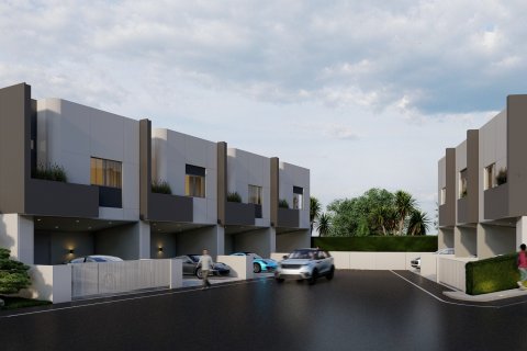 Таунхаус в Пхукете, Таиланд с 3 спальнями  № 133177 - фото 1