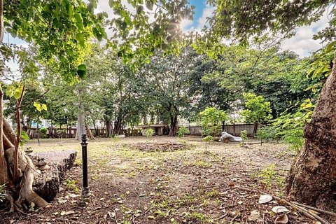 House in Bangkok, Thailand 5 bedrooms № 86256 - photo 7