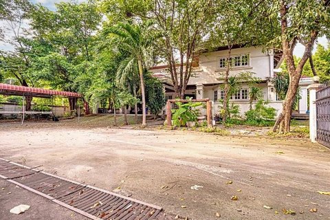 House in Bangkok, Thailand 5 bedrooms № 86256 - photo 3