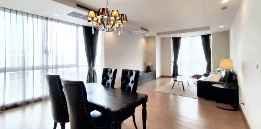 Condo in Bangkok, Thailand, 2 bedrooms  № 86255