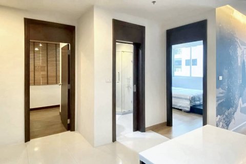 Condo in Bangkok, Thailand, 2 bedrooms  № 86255 - photo 8