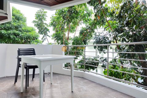 Студия в кондо на Пляж Джомтьен, Паттайя, Таиланд № 125660 - фото 12