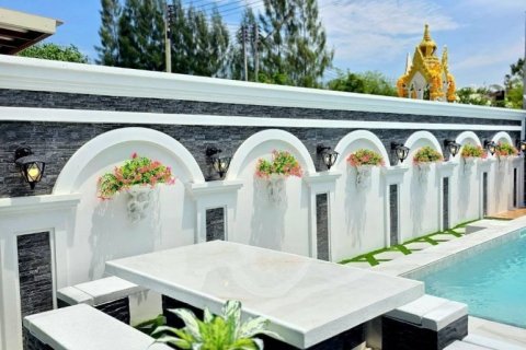 House in Pattaya, Thailand 4 bedrooms № 119743 - photo 7