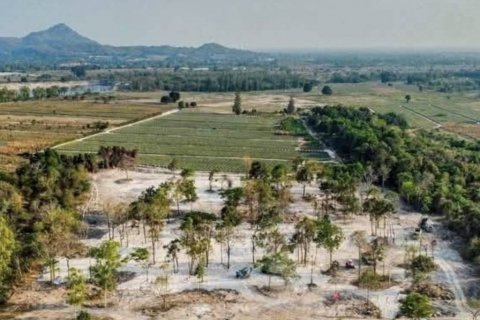 Земельный участок в Хуа Хине, Таиланд № 125794 - фото 1