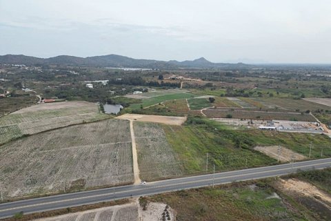 Земельный участок в Хуа Хине, Таиланд  № 125249 - фото 3