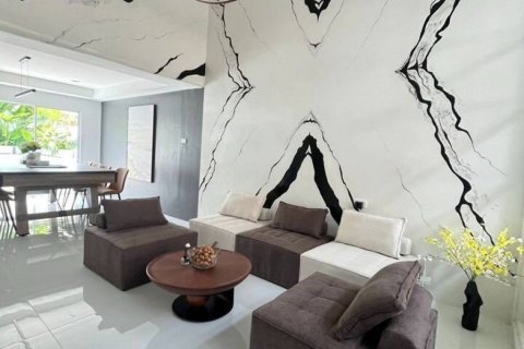 Townhouse in Bangkok, Thailand 5 bedrooms № 100447 - photo 9