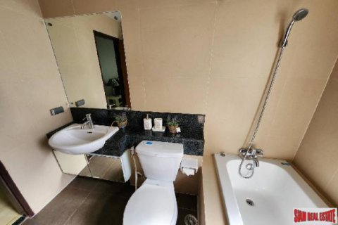 Квартира в Бангкоке, Таиланд с 2 спальнями  № 125645 - фото 6