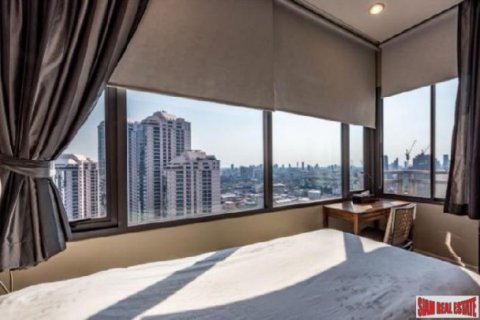 Apartment in Bangkok, Thailand 3 bedrooms № 125643 - photo 18