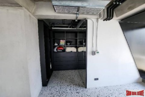 Apartment in Bangkok, Thailand 3 bedrooms № 125644 - photo 23