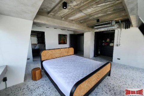 Apartment in Bangkok, Thailand 3 bedrooms № 125644 - photo 22