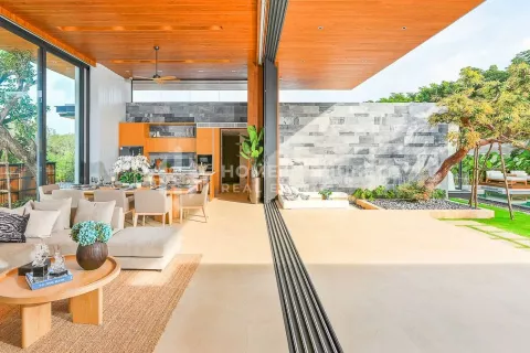 Дом в Пхукете, Таиланд с 4 спальнями  № 131981 - фото 2