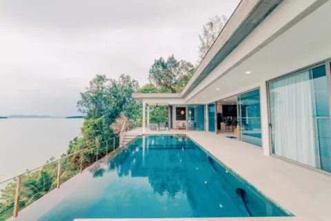 Villa in Phuket, Thailand 3 bedrooms № 107988