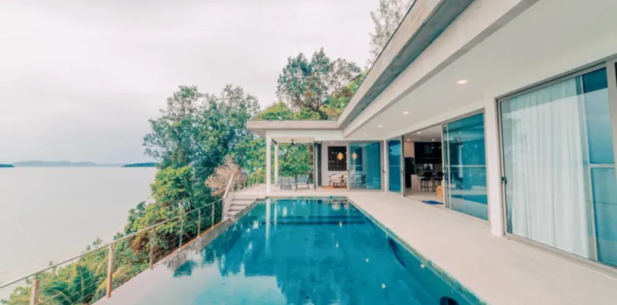 Villa in Phuket, Thailand 3 bedrooms № 107988