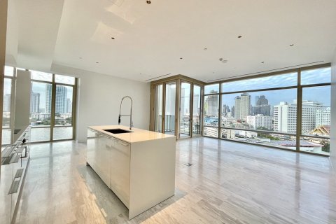 Condo in Sathon, Bangkok, Thailand, 2 bedrooms  № 123898 - photo 6