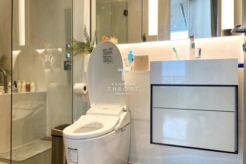 Condo in Watthana, Bangkok, Thailand, 3 bedrooms  № 123900 - photo 23