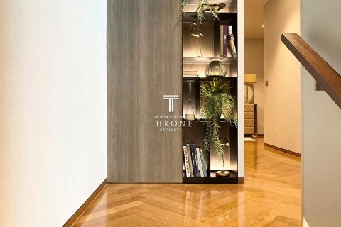 Condo in Watthana, Bangkok, Thailand, 3 bedrooms  № 123900 - photo 7
