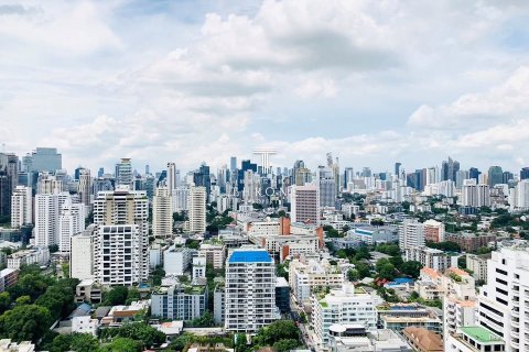 Condo in Watthana, Bangkok, Thailand, 3 bedrooms  № 123900 - photo 9