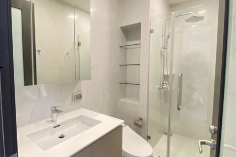 Condo in Ratchathewi, Bangkok, Thailand, 1 bedroom  № 123899 - photo 12