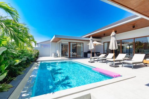 Villa in Hua Hin, Thailand 3 bedrooms № 121046 - photo 1