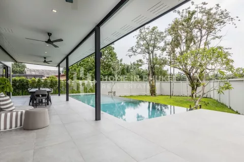 House in Phuket, Thailand 4 bedrooms № 131513 - photo 3