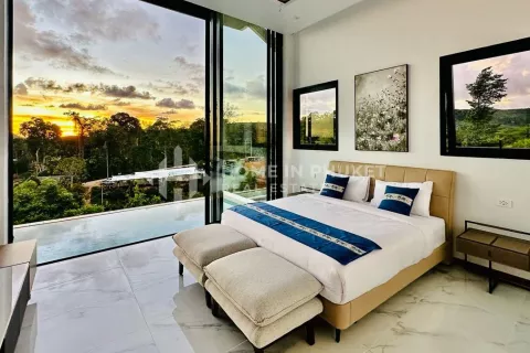 House in Phuket, Thailand 5 bedrooms № 131514 - photo 12