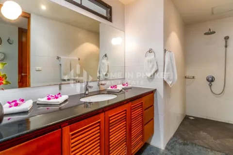 Condo in Phuket, Thailand, 2 bedrooms  № 131198 - photo 9