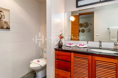 Condo in Phuket, Thailand, 2 bedrooms  № 131198 - photo 10