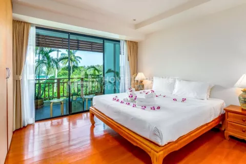 Condo in Phuket, Thailand, 2 bedrooms  № 131198 - photo 8