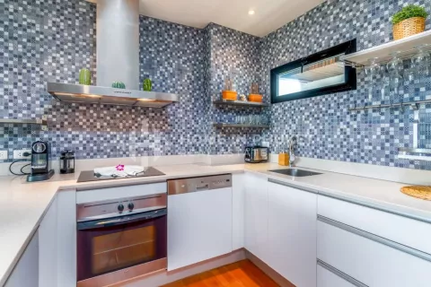 Condo in Phuket, Thailand, 2 bedrooms  № 131198 - photo 5