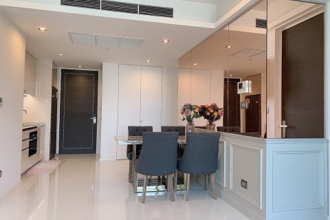 Кондоминиум с 1 спальней в Сатхоне, Бангкок, Таиланд № 143099 - фото 3