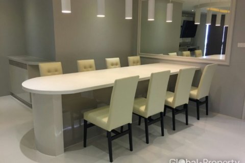 Кондоминиум с 3 спальнями в Паттайе, Таиланд № 100817 - фото 5