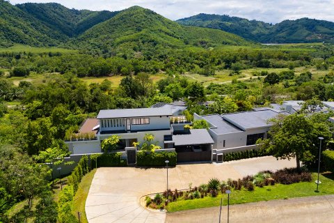 Villa in Phuket, Thailand 3 bedrooms № 119064 - photo 29