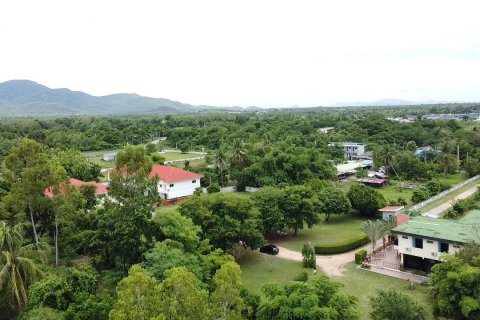Дом в Хуа Хине, Таиланд с 5 спальнями  № 125439 - фото 3