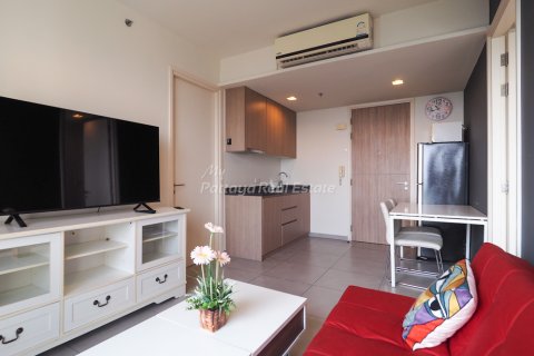 Condo in Bang Lamung, Thailand, 2 bedrooms  № 123527 - photo 3