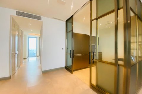 Condo in Khlong San, Bangkok, Thailand, 2 bedrooms  № 123838 - photo 13