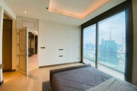 Condo in Khlong San, Bangkok, Thailand, 2 bedrooms  № 123838 - photo 1