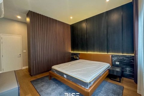 Дом в Бангкапи, Бангкок, Таиланд с 4 спальнями  № 123839 - фото 12