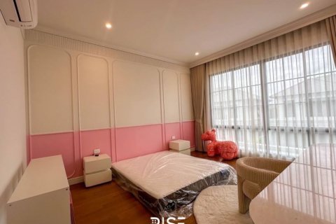 Дом в Бангкапи, Бангкок, Таиланд с 4 спальнями  № 123839 - фото 13