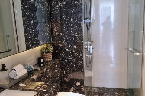 Condo in Khlong Toei, Bangkok, Thailand, 2 bedrooms № 123842 - photo 11