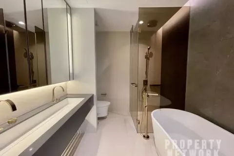 Condo in Khlong Toei, Bangkok, Thailand, 2 bedrooms  № 123843 - photo 7