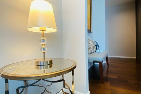 Кондоминиум с 2 спальнями в Ваттхане, Бангкок, Таиланд № 123840 - фото 5