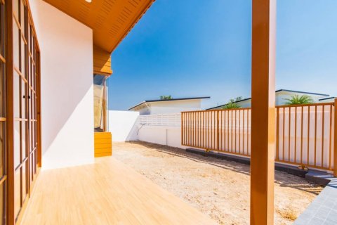 Дом в Хуа Хине, Таиланд с 3 спальнями  № 94363 - фото 3